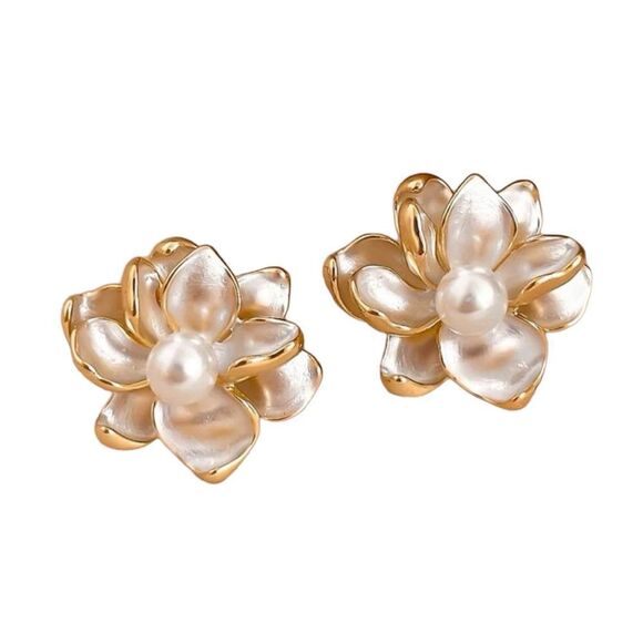 Anthropologie Jewelry - Boho  pearl flower earrings #592